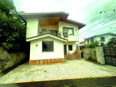 خرید ویلا دو واحدی در سیسنگان با حیاط