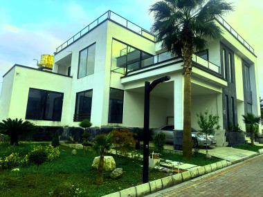 خرید ویلا ساحلی تریپلکس استخردار در نوشهر خرید ویلا ساحلی تریپلکس استخردار در نوشهر