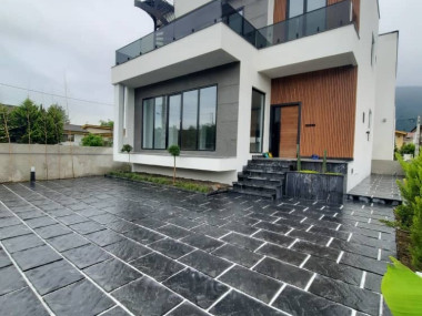 ویلای دوبلکس مدرن 270 متری با روف گاردن در انارور نوشهر ویلای دوبلکس مدرن 270 متری با روف گاردن در انارور نوشهر